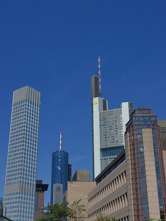 Commerzbank mit Degussa Fotos