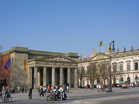 Neue Wache Foto 