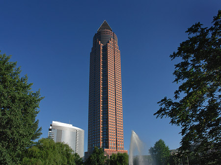 Fotos Messeturm mit Ludwig-Erhard-Anlage