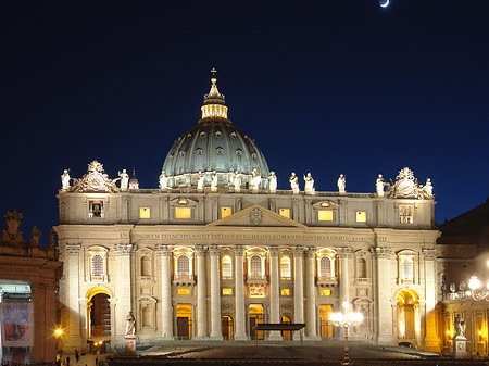 Foto Petersdom bei Nacht - 