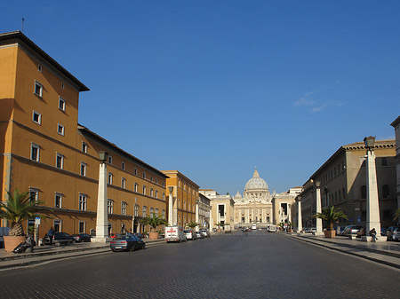 Straße zum Vatikan Fotos
